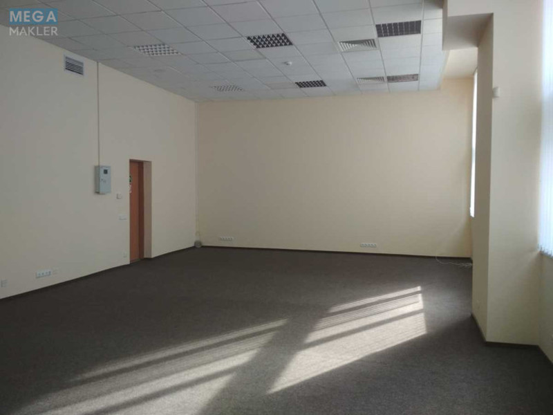 Оренда комерційної нерухомості, 76&nbsp;кв.м, под офис, <a class="location-link" href="/kiev/" title="Недвижимость Київ">Київ</a>, <a class="location-link" href="/kiev/shevchenkovskij/" title="Недвижимость Шевченківський район">Шевченківський р-н</a>, Шолуденка вул., 3 (изображение 2)