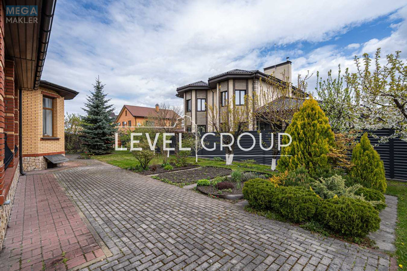 Продаж дома, 2&nbsp;поверху, 419&nbsp;кв.м, 7&nbsp;кімнат, ділянка 10&nbsp;соток, <a class="location-link" href="/kiev/" title="Недвижимость Київ">Київ</a>, <a class="location-link" href="/kiev/desnyanskij/" title="Недвижимость Деснянський район">Деснянський р-н</a>, Радунська вул. (изображение 9)
