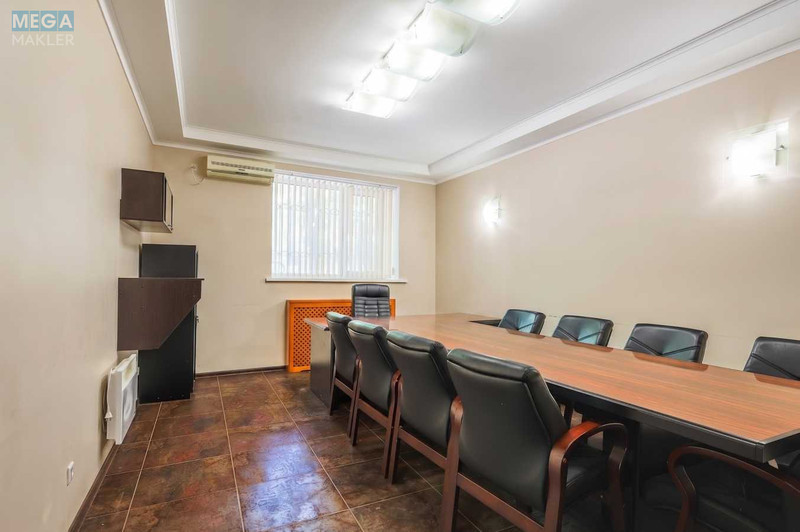 Продаж комерційної нерухомості, 182,40&nbsp;кв.м, под офис, <a class="location-link" href="/kiev/" title="Недвижимость Київ">Київ</a>, <a class="location-link" href="/kiev/podolskij/" title="Недвижимость Подільський район">Подільський р-н</a>, Осиповського вул., 9 (изображение 2)