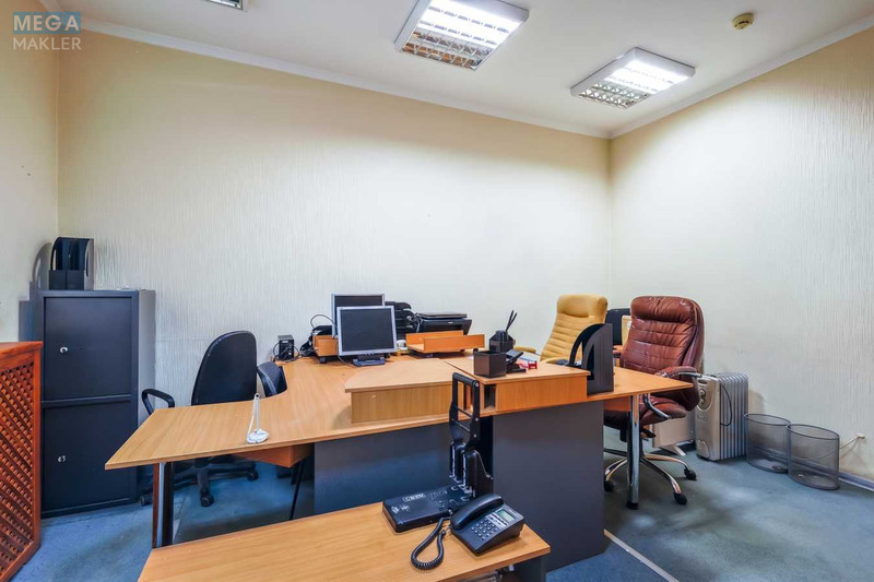 Продаж комерційної нерухомості, 182,40&nbsp;кв.м, под офис, <a class="location-link" href="/kiev/" title="Недвижимость Київ">Київ</a>, <a class="location-link" href="/kiev/podolskij/" title="Недвижимость Подільський район">Подільський р-н</a>, Осиповського вул., 9 (изображение 7)
