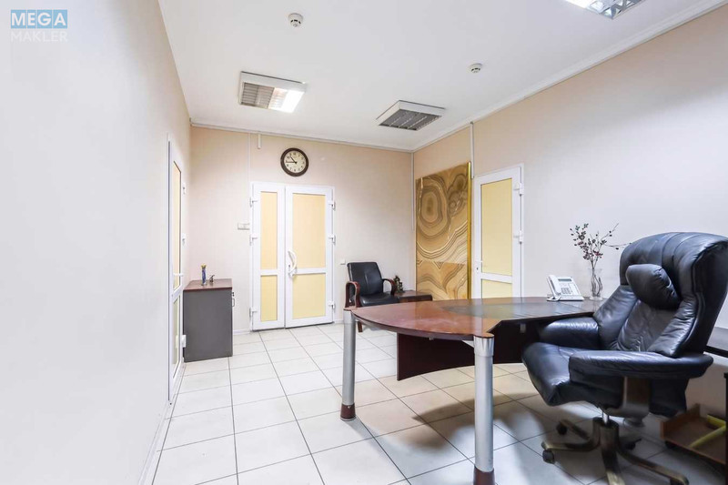 Продаж комерційної нерухомості, 182,40&nbsp;кв.м, под офис, <a class="location-link" href="/kiev/" title="Недвижимость Київ">Київ</a>, <a class="location-link" href="/kiev/podolskij/" title="Недвижимость Подільський район">Подільський р-н</a>, Осиповського вул., 9 (изображение 9)
