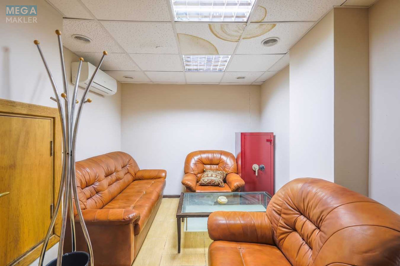 Продаж комерційної нерухомості, 182,40&nbsp;кв.м, под офис, <a class="location-link" href="/kiev/" title="Недвижимость Київ">Київ</a>, <a class="location-link" href="/kiev/podolskij/" title="Недвижимость Подільський район">Подільський р-н</a>, Осиповського вул., 9 (изображение 12)