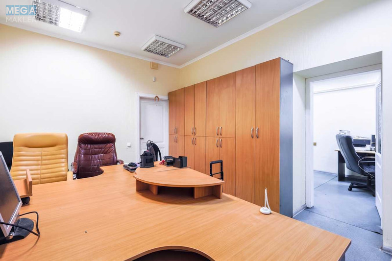 Продаж комерційної нерухомості, 182,40&nbsp;кв.м, под офис, <a class="location-link" href="/kiev/" title="Недвижимость Київ">Київ</a>, <a class="location-link" href="/kiev/podolskij/" title="Недвижимость Подільський район">Подільський р-н</a>, Осиповського вул., 9 (изображение 15)