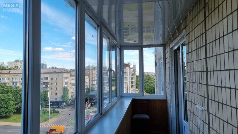 Продаж 2 кімнатної квартири (46,8/28,4/5,1), 7 пов. 9 пов. будинку, <a class="location-link" href="/kiev/" title="Недвижимость Київ">Київ</a>, <a class="location-link" href="/kiev/pecherskij/" title="Недвижимость Печерський район">Печерський р-н</a>, Дружбы Народов бульв., 3А (изображение 5)