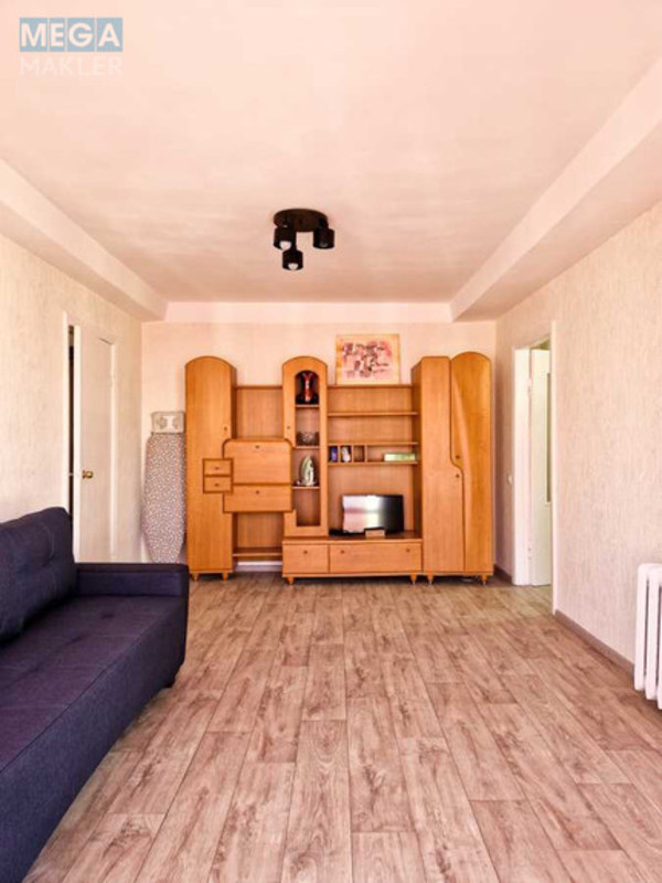 Оренда 2 кімнатної квартири, <a class="location-link" href="/kiev/" title="Недвижимость Київ">Київ</a>, <a class="location-link" href="/kiev/pecherskij/" title="Недвижимость Печерський район">Печерський р-н</a>, Велика Васильківська вул., 45 (изображение 3)