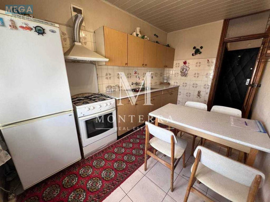 Продаж 3 кімнатної квартири (66,1/39,1/9,3), 6 пов. 9 пов. будинку, <a class="location-link" href="/kiev/" title="Недвижимость Київ">Київ</a>, <a class="location-link" href="/kiev/solomenskij/" title="Недвижимость Солом'янський район">Солом'янський р-н</a>, Стадіонна вул., 13 (изображение 13)
