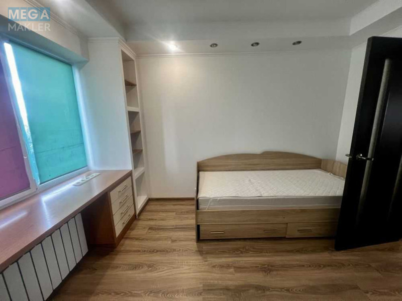Оренда 3 кімнатної квартири, <a class="location-link" href="/kiev/" title="Недвижимость Київ">Київ</a>, <a class="location-link" href="/kiev/darnickij/" title="Недвижимость Дарницький район">Дарницький р-н</a>, Харьковское шоссе, 21/1 (изображение 12)