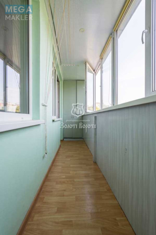 Продаж 2 кімнатної квартири (51/30/7,9), 9 пов. 9 пов. будинку, <a class="location-link" href="/kiev/" title="Недвижимость Київ">Київ</a>, <a class="location-link" href="/kiev/desnyanskij/" title="Недвижимость Деснянський район">Деснянський р-н</a>, Володимира Маяковського просп., 25 (изображение 4)