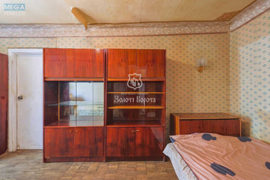 Продаж 2 кімнатної квартири (43/37/5), 2 пов. 5 пов. будинку, <a class="location-link" href="/kiev/" title="Недвижимость Київ">Київ</a>, <a class="location-link" href="/kiev/solomenskij/" title="Недвижимость Солом'янський район">Солом'янський р-н</a>, Новопольова вул., 101а (изображение 2)