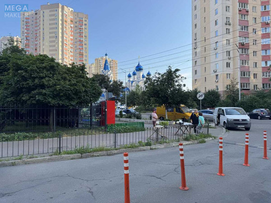 Продаж 2 кімнатної квартири (60/40/11), 16 пов. 23 пов. будинку, <a class="location-link" href="/kiev/" title="Недвижимость Київ">Київ</a>, <a class="location-link" href="/kiev/darnickij/" title="Недвижимость Дарницький район">Дарницький р-н</a>, Урловская ул., 11/44 (изображение 10)