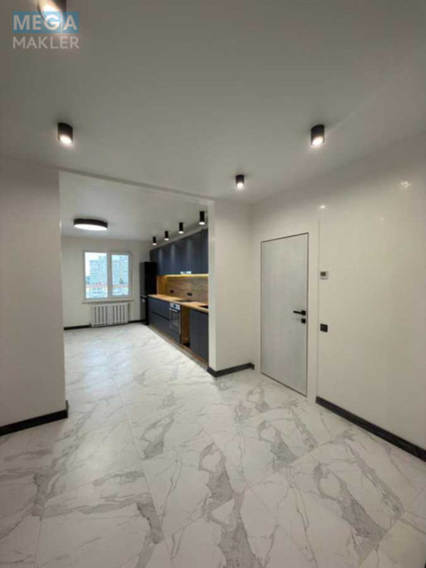 Продаж 3 кімнатної квартири (96/51/14), 10 пов. 22 пов. будинку, <a class="location-link" href="/kiev/" title="Недвижимость Київ">Київ</a>, <a class="location-link" href="/kiev/podolskij/" title="Недвижимость Подільський район">Подільський р-н</a>, Європейського Союзу просп., 19а (изображение 15)