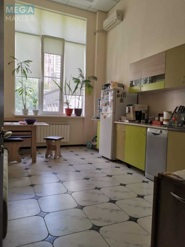 Оренда комерційної нерухомості, 221&nbsp;кв.м, под офис, <a class="location-link" href="/kiev/" title="Недвижимость Київ">Київ</a>, <a class="location-link" href="/kiev/shevchenkovskij/" title="Недвижимость Шевченківський район">Шевченківський р-н</a>, Глибочицька вул., 40 (изображение 18)