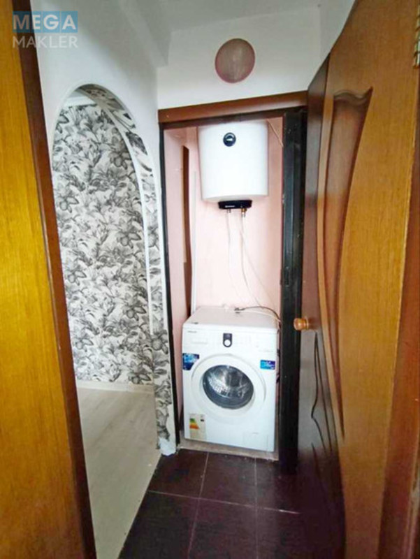 Продаж 2 кімнатної квартири (45/30/8), 1 пов. 5 пов. будинку, <a class="location-link" href="/kiev/" title="Недвижимость Київ">Київ</a>, <a class="location-link" href="/kiev/solomenskij/" title="Недвижимость Солом'янський район">Солом'янський р-н</a>, Ушинського вул., 5 (изображение 12)