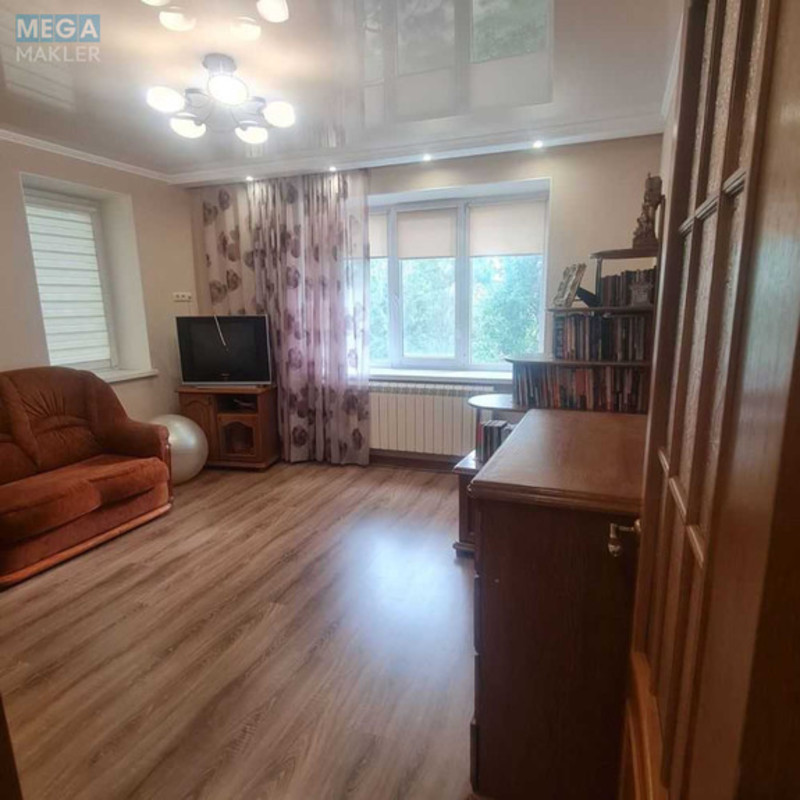 Продаж 1 кімнатної квартири (38/?/8), 3 пов. 10 пов. будинку, <a class="location-link" href="/nikolaev/" title="Недвижимость Миколаїв">Миколаїв</a>, <a class="location-link" href="/nikolaev/zavodskoj/" title="Недвижимость Заводський район">Заводський р-н</a>, Правди, 10Б (изображение 2)