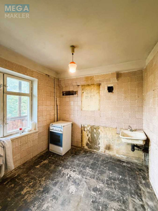 Продаж 2 кімнатної квартири (50/30/8), 4 пов. 9 пов. будинку, <a class="location-link" href="/kiev/" title="Недвижимость Київ">Київ</a>, <a class="location-link" href="/kiev/goloseevskij/" title="Недвижимость Голосіївський район">Голосіївський р-н</a>, Генерала Родимцева вул., 11 (изображение 7)