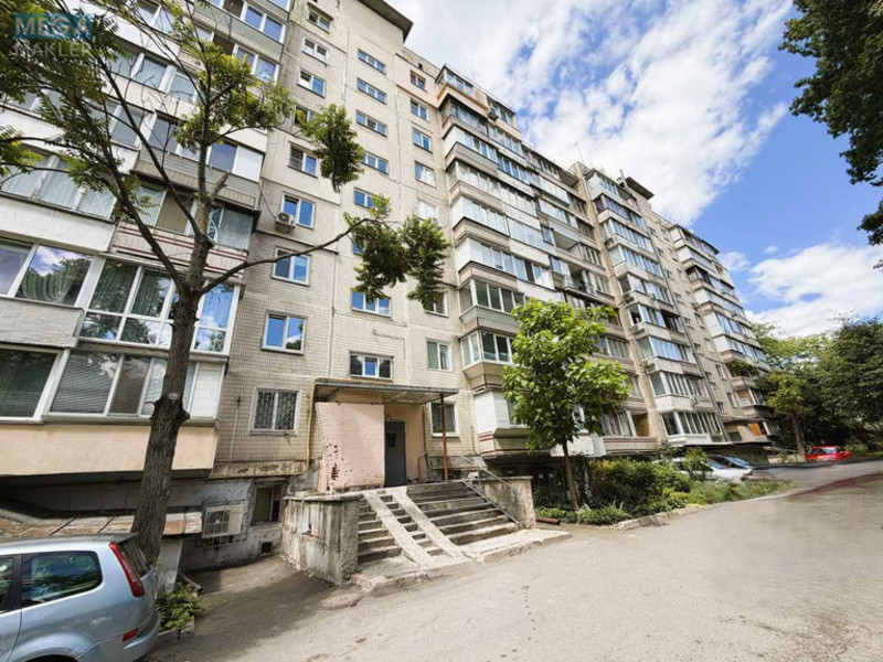 Продаж 2 кімнатної квартири (50/30/8), 4 пов. 9 пов. будинку, <a class="location-link" href="/kiev/" title="Недвижимость Київ">Київ</a>, <a class="location-link" href="/kiev/goloseevskij/" title="Недвижимость Голосіївський район">Голосіївський р-н</a>, Генерала Родимцева вул., 11 (изображение 13)