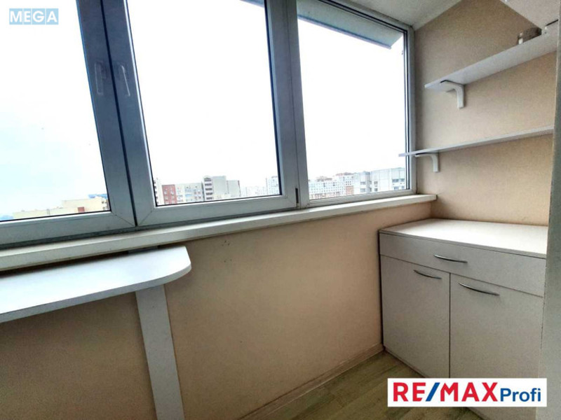 Продаж 3 кімнатної квартири (79/44/8), 16 пов. 17 пов. будинку, <a class="location-link" href="/kiev/" title="Недвижимость Київ">Київ</a>, <a class="location-link" href="/kiev/solomenskij/" title="Недвижимость Солом'янський район">Солом'янський р-н</a>, Кадетський Гай вул., 7 (изображение 5)