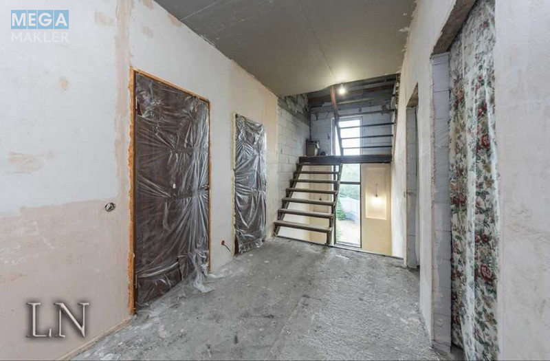 Продаж дома, 2&nbsp;поверху, 250&nbsp;кв.м, 5&nbsp;кімнат, ділянка 10&nbsp;соток, <a class="location-link" href="/kijlov/" title="Недвижимость Кійлів">Кийлів</a>, Озерна (изображение 14)
