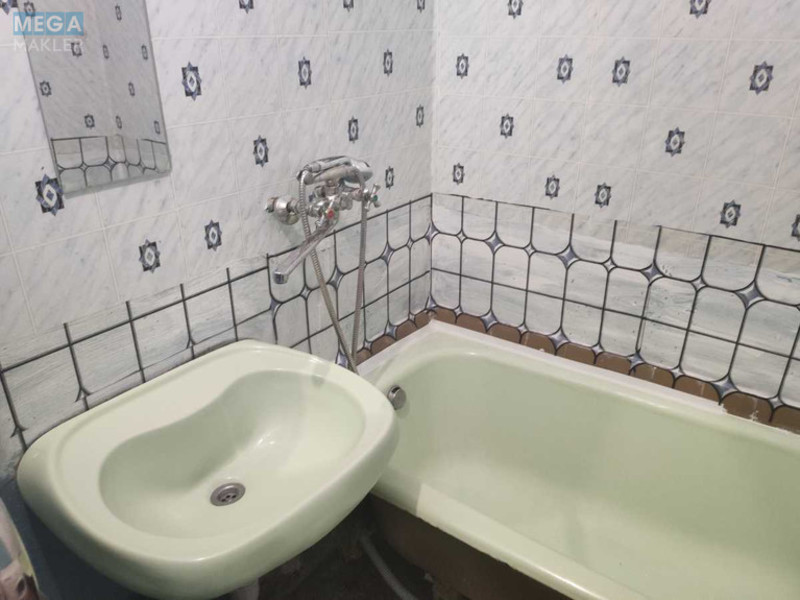 Оренда кімнати (підселення), <a class="location-link" href="/kiev/" title="Недвижимость Київ">Київ</a>, <a class="location-link" href="/kiev/desnyanskij/" title="Недвижимость Деснянський район">Деснянський р-н</a>, Володимира Маяковського вул. (изображение 5)