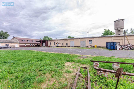 Продаж комплексу будівель та споруд, 1&nbsp;753&nbsp;кв.м, под производство, <a class="location-link" href="/zhovtnevoe-poselok-pl/" title="Недвижимость Жовтневе">Жовтневе</a>, Карла Маркса, 1 (изображение 5)
