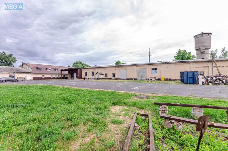 Продаж комплексу будівель та споруд, 1&nbsp;753&nbsp;кв.м, под производство, <a class="location-link" href="/zhovtnevoe-poselok-pl/" title="Недвижимость Жовтневе">Жовтневе</a>, Карла Маркса, 1 (изображение 5)