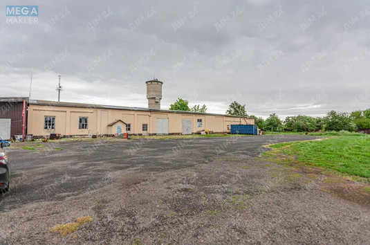 Продаж комплексу будівель та споруд, 1&nbsp;753&nbsp;кв.м, под производство, <a class="location-link" href="/zhovtnevoe-poselok-pl/" title="Недвижимость Жовтневе">Жовтневе</a>, Карла Маркса, 1 (изображение 9)