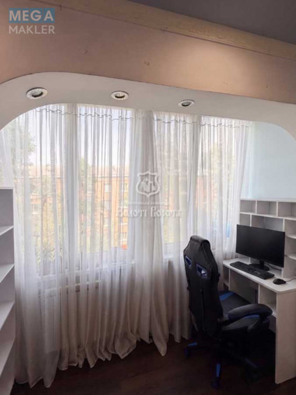 Продаж 2 кімнатної квартири (50,6/33/7,3), 5 пов. 9 пов. будинку, <a class="location-link" href="/kiev/" title="Недвижимость Київ">Київ</a>, <a class="location-link" href="/kiev/shevchenkovskij/" title="Недвижимость Шевченківський район">Шевченківський р-н</a>, Сімї Хохлових вул., 3 (изображение 4)
