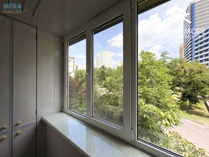 Продаж 3 кімнатної квартири (58/?/?), 2 пов. 9 пов. будинку, <a class="location-link" href="/kiev/" title="Недвижимость Київ">Київ</a>, <a class="location-link" href="/kiev/dneprovskij/" title="Недвижимость Дніпровський район">Дніпровський р-н</a>, Перова бульв., 2 (изображение 4)