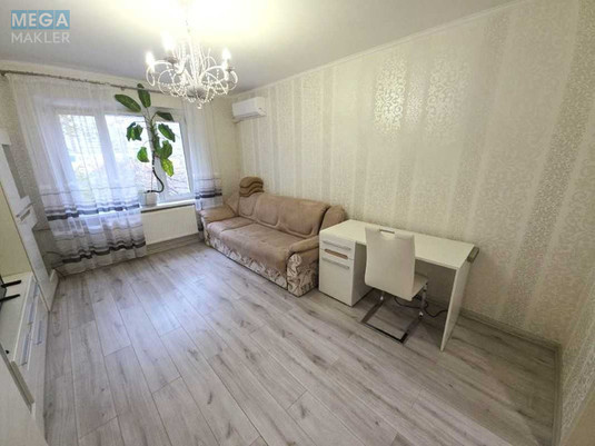 Оренда 2 кімнатної квартири, <a class="location-link" href="/kiev/" title="Недвижимость Київ">Київ</a>, <a class="location-link" href="/kiev/desnyanskij/" title="Недвижимость Деснянський район">Деснянський р-н</a>, Владимира Маяковского просп., 2А (изображение 2)