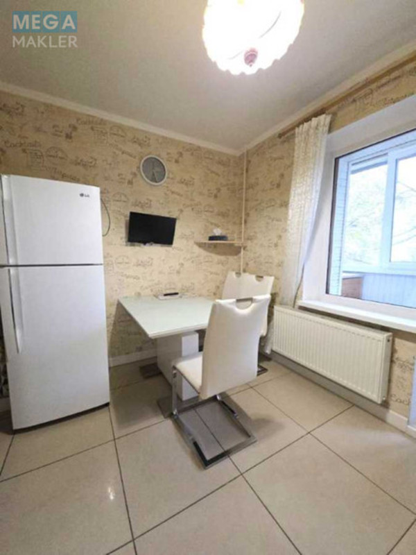 Оренда 2 кімнатної квартири, <a class="location-link" href="/kiev/" title="Недвижимость Київ">Київ</a>, <a class="location-link" href="/kiev/desnyanskij/" title="Недвижимость Деснянський район">Деснянський р-н</a>, Владимира Маяковского просп., 2А (изображение 8)