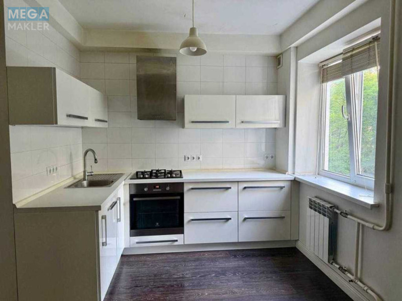 Продаж 2 кімнатної квартири (46,5/29/7), 3 пов. 9 пов. будинку, <a class="location-link" href="/kiev/" title="Недвижимость Київ">Київ</a>, <a class="location-link" href="/kiev/goloseevskij/" title="Недвижимость Голосіївський район">Голосіївський р-н</a>, Ломоносова ул., 30/1 (изображение 3)