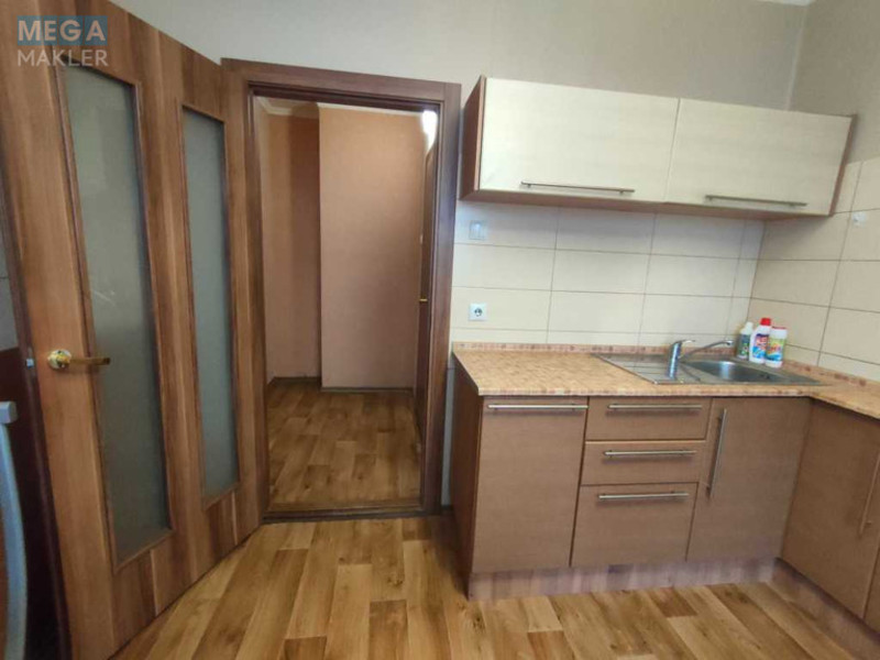 Оренда 1 кімнатної квартири, <a class="location-link" href="/kiev/" title="Недвижимость Київ">Київ</a>, <a class="location-link" href="/kiev/darnickij/" title="Недвижимость Дарницький район">Дарницький р-н</a>, Григорія Ващенка вул., 3 (изображение 5)