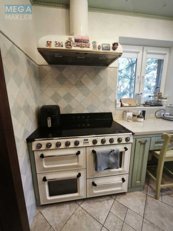 Продаж дома, 2&nbsp;поверху, 225&nbsp;кв.м, 6&nbsp;кімнат, ділянка 8&nbsp;соток, <a class="location-link" href="/yubilejnoe-pgt/" title="Недвижимость Ювілейне">Ювілейне</a>, Харьковская (изображение 11)