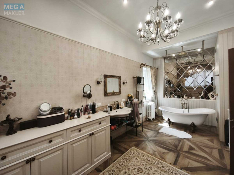Продаж дома, 2&nbsp;поверху, 225&nbsp;кв.м, 6&nbsp;кімнат, ділянка 8&nbsp;соток, <a class="location-link" href="/yubilejnoe-pgt/" title="Недвижимость Ювілейне">Ювілейне</a>, Харьковская (изображение 14)