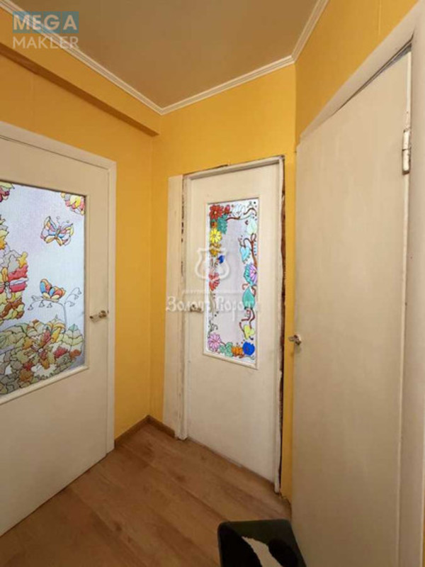 Продаж 1 кімнатної квартири (28,8/14,8/6,5), 5 пов. 5 пов. будинку, <a class="location-link" href="/kiev/" title="Недвижимость Київ">Київ</a>, <a class="location-link" href="/kiev/dneprovskij/" title="Недвижимость Дніпровський район">Дніпровський р-н</a>, Празька вул., 28 (изображение 8)