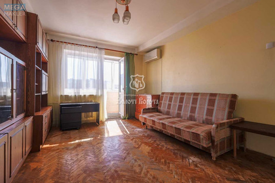 Продаж 1 кімнатної квартири (35,1/17/6,9), 9 пов. 9 пов. будинку, <a class="location-link" href="/kiev/" title="Недвижимость Київ">Київ</a>, <a class="location-link" href="/kiev/dneprovskij/" title="Недвижимость Дніпровський район">Дніпровський р-н</a>, Русанівська Набережна вул., 8 (изображение 3)