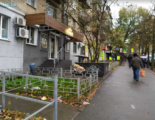 Оренда комерційної нерухомості, 49&nbsp;кв.м, под магазин, <a class="location-link" href="/kiev/" title="Недвижимость Київ">Київ</a>, <a class="location-link" href="/kiev/solomenskij/" title="Недвижимость Солом'янський район">Солом'янський р-н</a>, Ушинського вул., 1 (изображение 4)