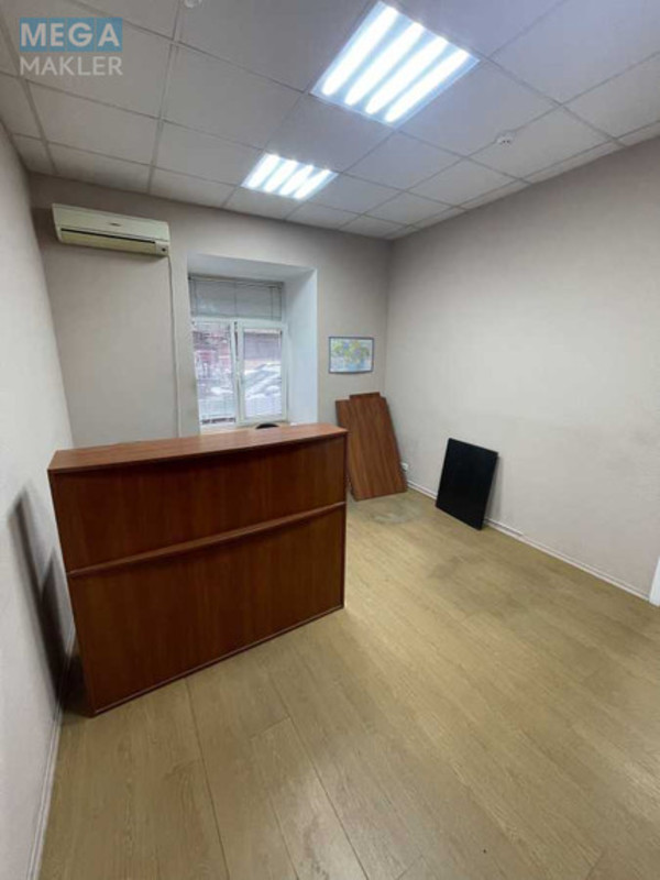 Оренда комерційної нерухомості, 51&nbsp;кв.м, под офис, <a class="location-link" href="/kiev/" title="Недвижимость Київ">Київ</a>, <a class="location-link" href="/kiev/goloseevskij/" title="Недвижимость Голосіївський район">Голосіївський р-н</a>, Саксаганского ул., 43 (изображение 4)