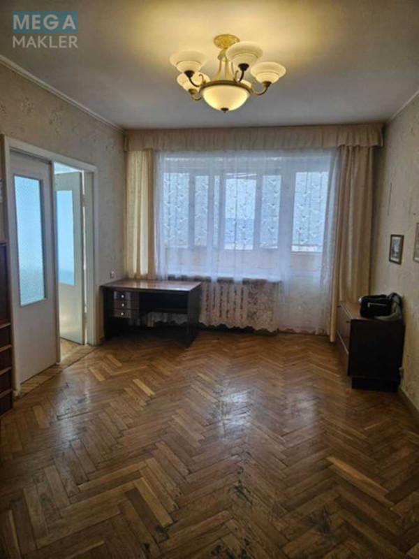 Продаж 2 кімнатної квартири (61/34/8), 9 пов. 11 пов. будинку, <a class="location-link" href="/kiev/" title="Недвижимость Київ">Київ</a>, <a class="location-link" href="/kiev/pecherskij/" title="Недвижимость Печерський район">Печерський р-н</a>, Виноградный пер., 1 (изображение 2)