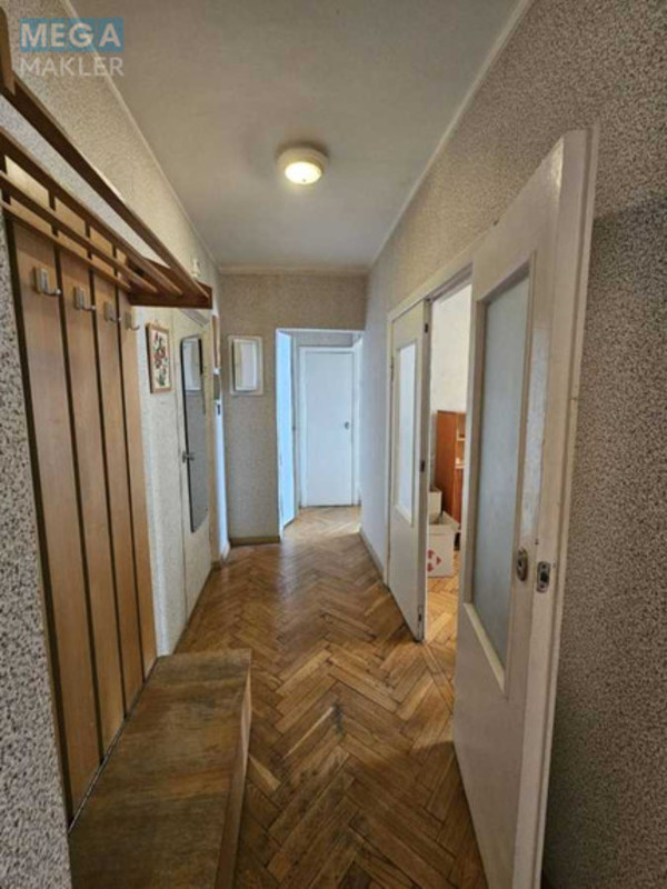 Продаж 2 кімнатної квартири (61/34/8), 9 пов. 11 пов. будинку, <a class="location-link" href="/kiev/" title="Недвижимость Київ">Київ</a>, <a class="location-link" href="/kiev/pecherskij/" title="Недвижимость Печерський район">Печерський р-н</a>, Виноградный пер., 1 (изображение 3)