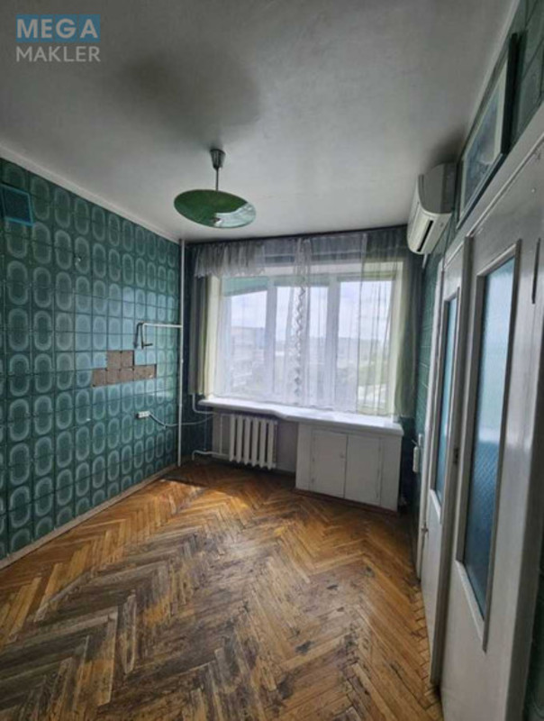 Продаж 2 кімнатної квартири (61/34/8), 9 пов. 11 пов. будинку, <a class="location-link" href="/kiev/" title="Недвижимость Київ">Київ</a>, <a class="location-link" href="/kiev/pecherskij/" title="Недвижимость Печерський район">Печерський р-н</a>, Виноградный пер., 1 (изображение 5)