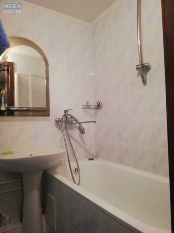 Оренда 1 кімнатної квартири, <a class="location-link" href="/kiev/" title="Недвижимость Київ">Київ</a>, <a class="location-link" href="/kiev/solomenskij/" title="Недвижимость Солом'янський район">Солом'янський р-н</a>, Генерала Тупікова вул., 14б (изображение 6)