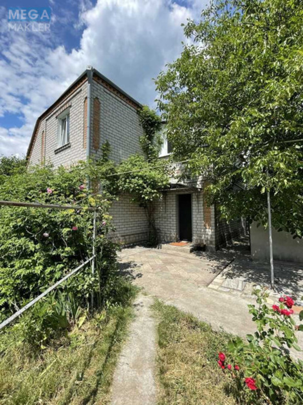 Продаж дома, 2&nbsp;поверху, 130&nbsp;кв.м, 5&nbsp;кімнат, ділянка 15&nbsp;соток, <a class="location-link" href="/kirovograd/" title="Недвижимость Кіровоград">Кіровоград</a>, Калинова (изображение 2)