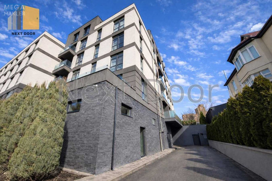 Продаж 3 кімнатної квартири (133,9/72,3/31), 5 пов. 5 пов. будинку, <a class="location-link" href="/kiev/" title="Недвижимость Київ">Київ</a>, <a class="location-link" href="/kiev/solomenskij/" title="Недвижимость Солом'янський район">Солом'янський р-н</a>, Университетская ул., 17 (изображение 3)
