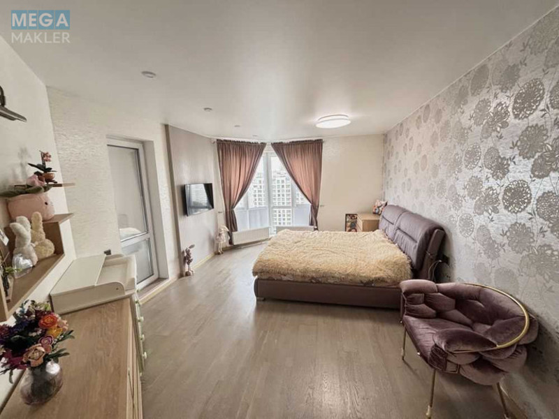 Продаж 3 кімнатної квартири (84/40,3/21,1), 16 пов. 25 пов. будинку, <a class="location-link" href="/brovary/" title="Недвижимость Бровари">Бровари</a>, Черновола, 11 (изображение 2)