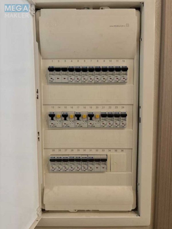 Продаж 3 кімнатної квартири (84/40,3/21,1), 16 пов. 25 пов. будинку, <a class="location-link" href="/brovary/" title="Недвижимость Бровари">Бровари</a>, Черновола, 11 (изображение 14)