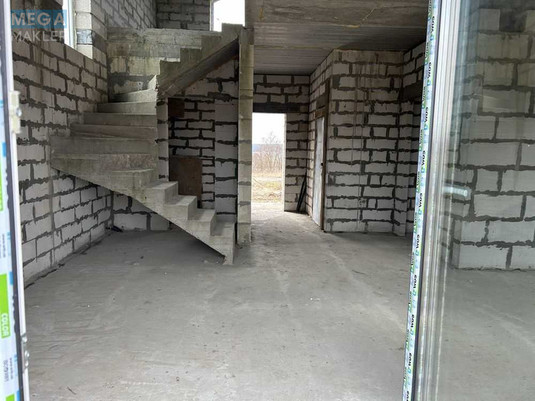 Продаж дома, 2&nbsp;поверху, 120&nbsp;кв.м, 5&nbsp;кімнат, ділянка 8&nbsp;соток, <a class="location-link" href="/vorzel/" title="Недвижимость Ворзель">Ворзель</a>, 1 травня (изображение 2)
