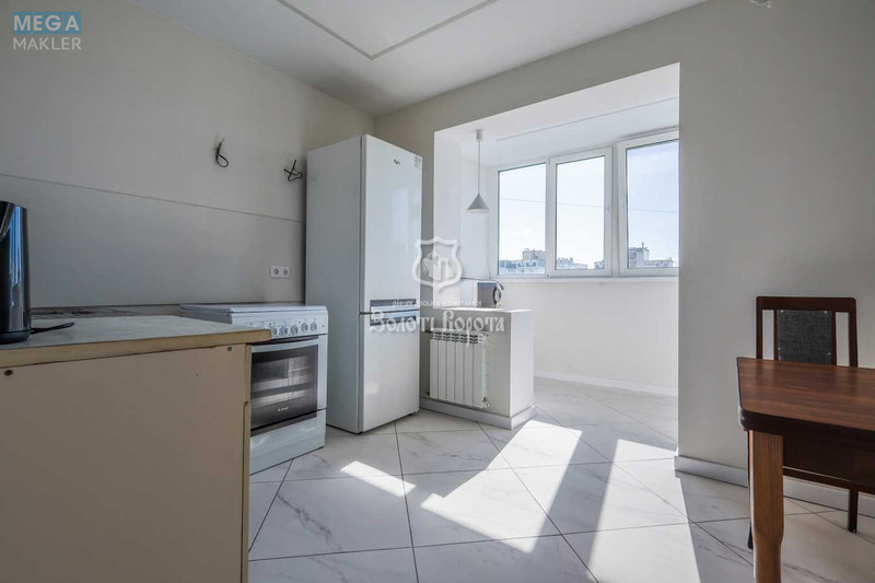 Продаж 3 кімнатної квартири (81,3/48/11), 14 пов. 14 пов. будинку, <a class="location-link" href="/kiev/" title="Недвижимость Київ">Київ</a>, <a class="location-link" href="/kiev/darnickij/" title="Недвижимость Дарницький район">Дарницький р-н</a>, Вишняківська вул., 5а (изображение 10)