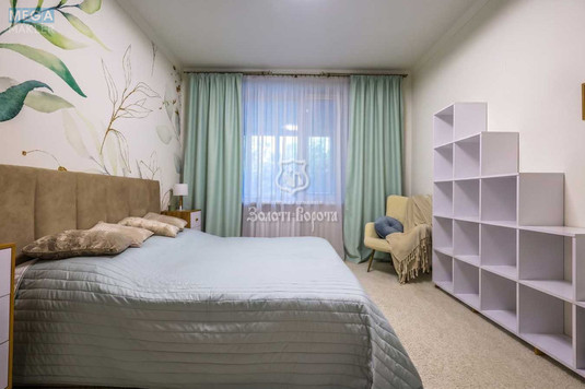 Продаж 3 кімнатної квартири (86,8/52/8,1), 1 пов. 5 пов. будинку, <a class="location-link" href="/kiev/" title="Недвижимость Київ">Київ</a>, <a class="location-link" href="/kiev/shevchenkovskij/" title="Недвижимость Шевченківський район">Шевченківський р-н</a>, Сімї Хохлових вул., 6 (изображение 6)
