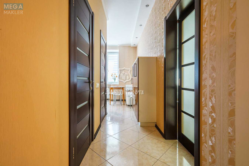 Продаж 3 кімнатної квартири (86,8/52/8,1), 1 пов. 5 пов. будинку, <a class="location-link" href="/kiev/" title="Недвижимость Київ">Київ</a>, <a class="location-link" href="/kiev/shevchenkovskij/" title="Недвижимость Шевченківський район">Шевченківський р-н</a>, Сімї Хохлових вул., 6 (изображение 16)